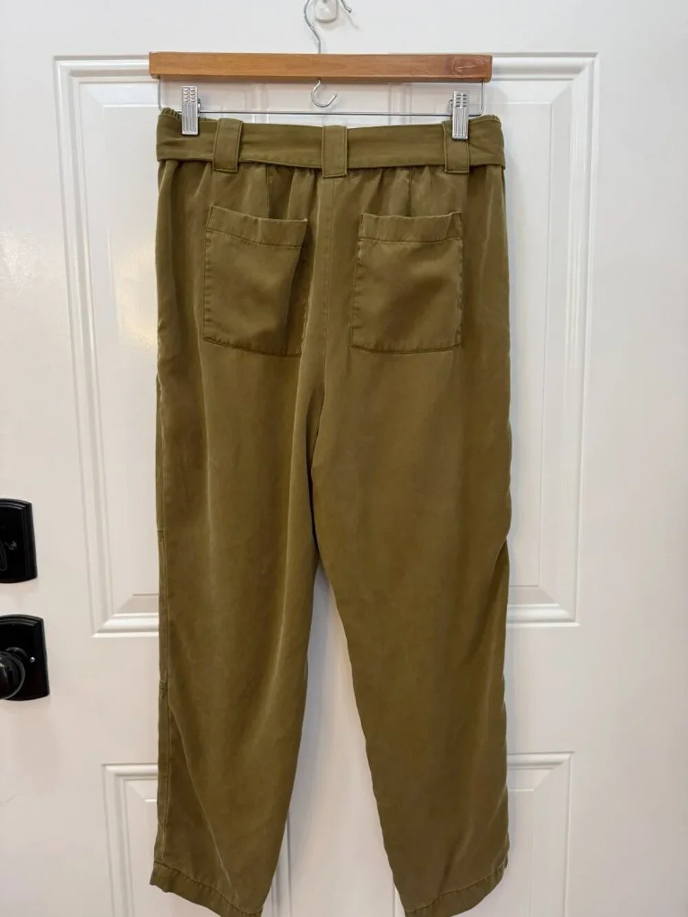 Banana Republic Olive Tie Waist Utility Crop Pants Size S
